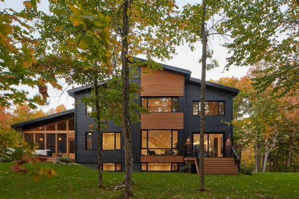 Wolfe Lake House